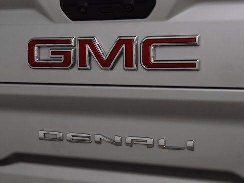 Used 2023 GMC Sierra 2500 Denali AWD/4WD image 24