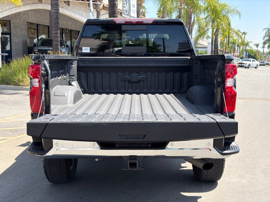 Used 2024 Chevrolet Silverado 2500 LT w/ All Star Edition AWD/4WD image 17