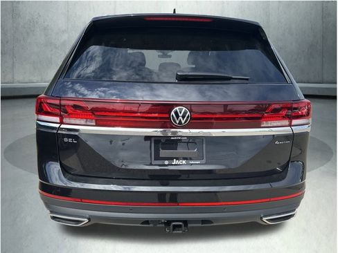 New 2026 Volkswagen Atlas SEL image 7