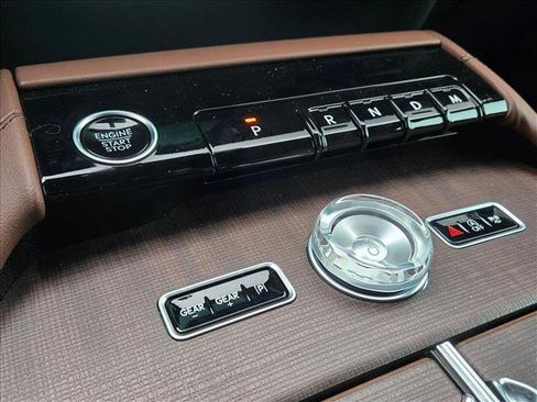 New 2025 Lincoln Navigator Reserve image 14