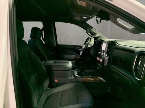 Used 2020 GMC Sierra 1500 Elevation w/ Elevation Value Package image 19