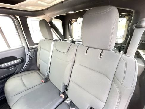Used 2020 Jeep Wrangler Unlimited Sport S AWD/4WD image 15
