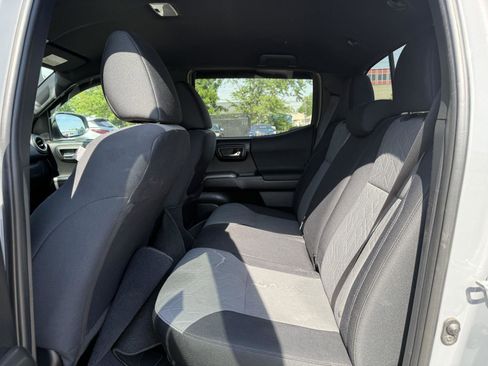 Used 2021 Toyota Tacoma TRD Pro AWD/4WD image 10