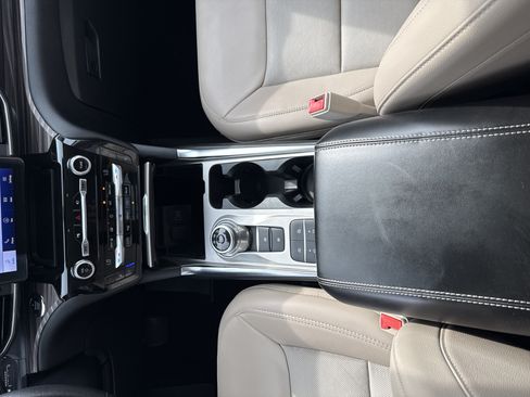 Used 2021 Ford Explorer Limited RWD image 30