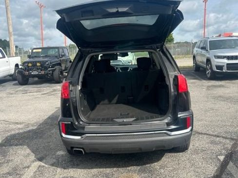 Used 2016 GMC Terrain SLE AWD/4WD image 30