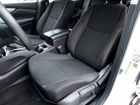 Used 2021 Nissan Rogue Sport S AWD/4WD image 6