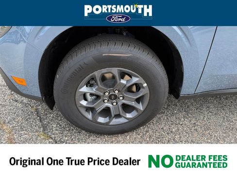 New 2025 Ford Maverick XLT w/ XLT Luxury Package AWD/4WD image 30