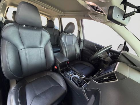 Used 2019 Subaru Forester Touring AWD/4WD image 21