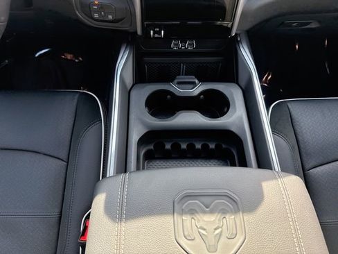 New 2026 RAM 2500 Laramie AWD/4WD image 14