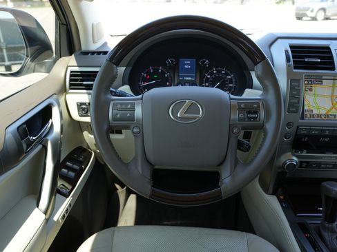 Used 2019 Lexus GX 460 Premium AWD/4WD image 10