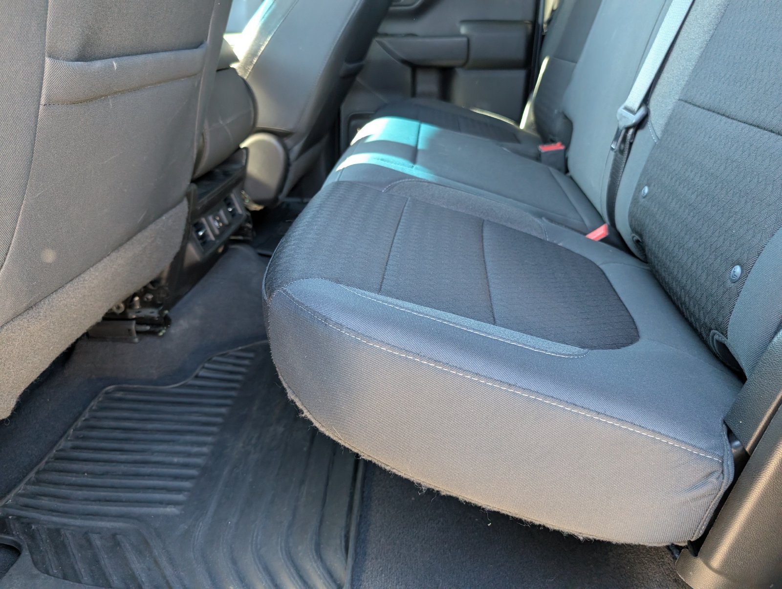 Used 2019 Chevrolet Silverado 1500 LT w/ All-Star Edition AWD/4WD image 28