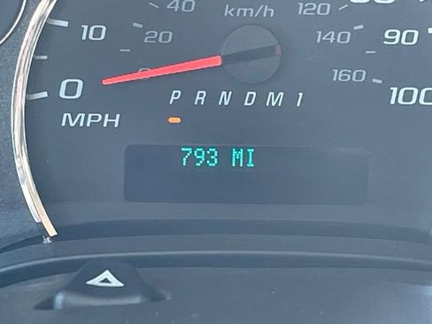 New 2025 Chevrolet Express 3500 Work Van w/ Power Convenience Package image 2