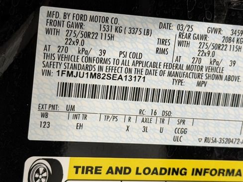 Used 2025 Ford Expedition Platinum w/ Driver's Package image 38