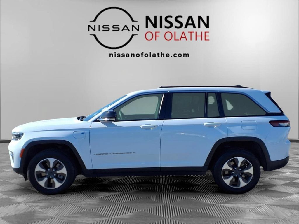 Used 2024 Jeep Grand Cherokee Limited 4xe AWD/4WD image 26