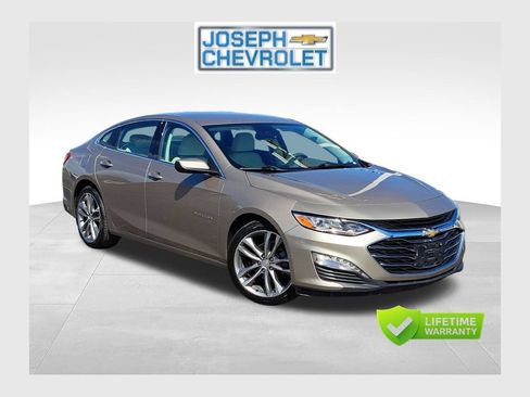 Used 2024 Chevrolet Malibu LT FWD image 1