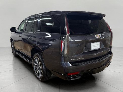 Certified 2022 Cadillac Escalade Sport AWD/4WD image 7