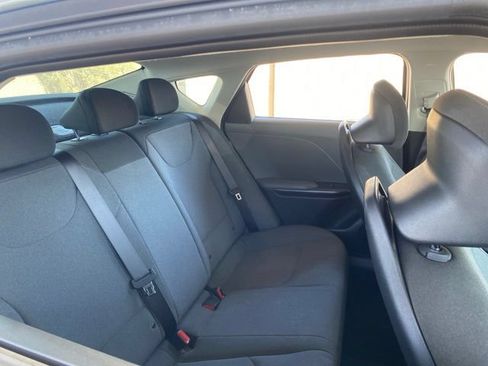 Used 2025 Kia K4 FWD image 6