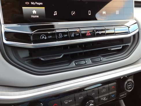 New 2026 Jeep Compass Limited image 26