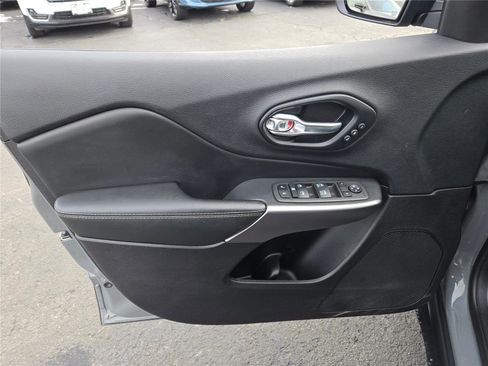 Certified 2022 Jeep Cherokee Limited image 22