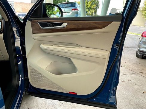 New 2026 Volkswagen Atlas SE image 28