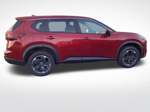 Used 2025 Nissan Rogue SV AWD/4WD image 10