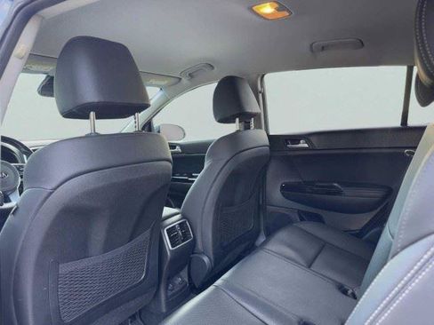 Used 2021 Kia Sportage EX FWD image 39