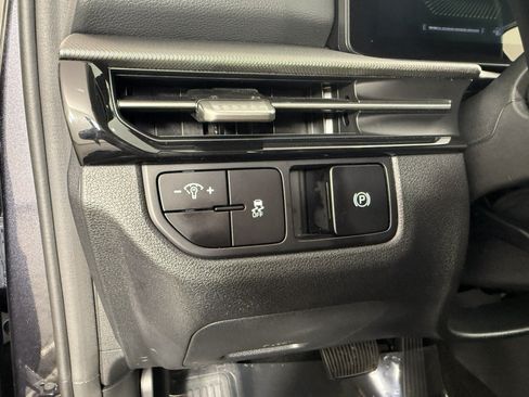 Used 2026 Kia Sportage LX FWD image 20