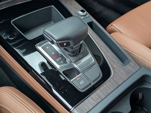 Used 2023 Audi Q5 2.0T Premium Plus w/ Premium Plus Package image 14