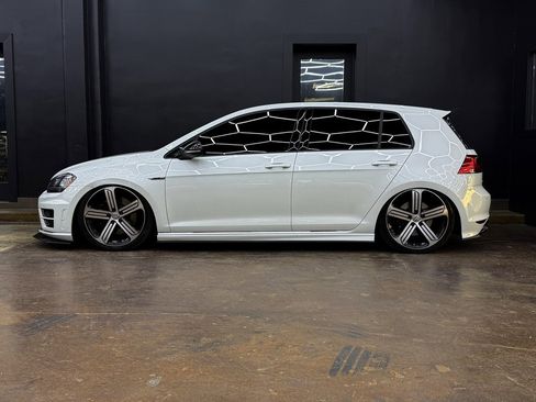 Used 2016 Volkswagen Golf R DCC & Navigation 4Motion image 5
