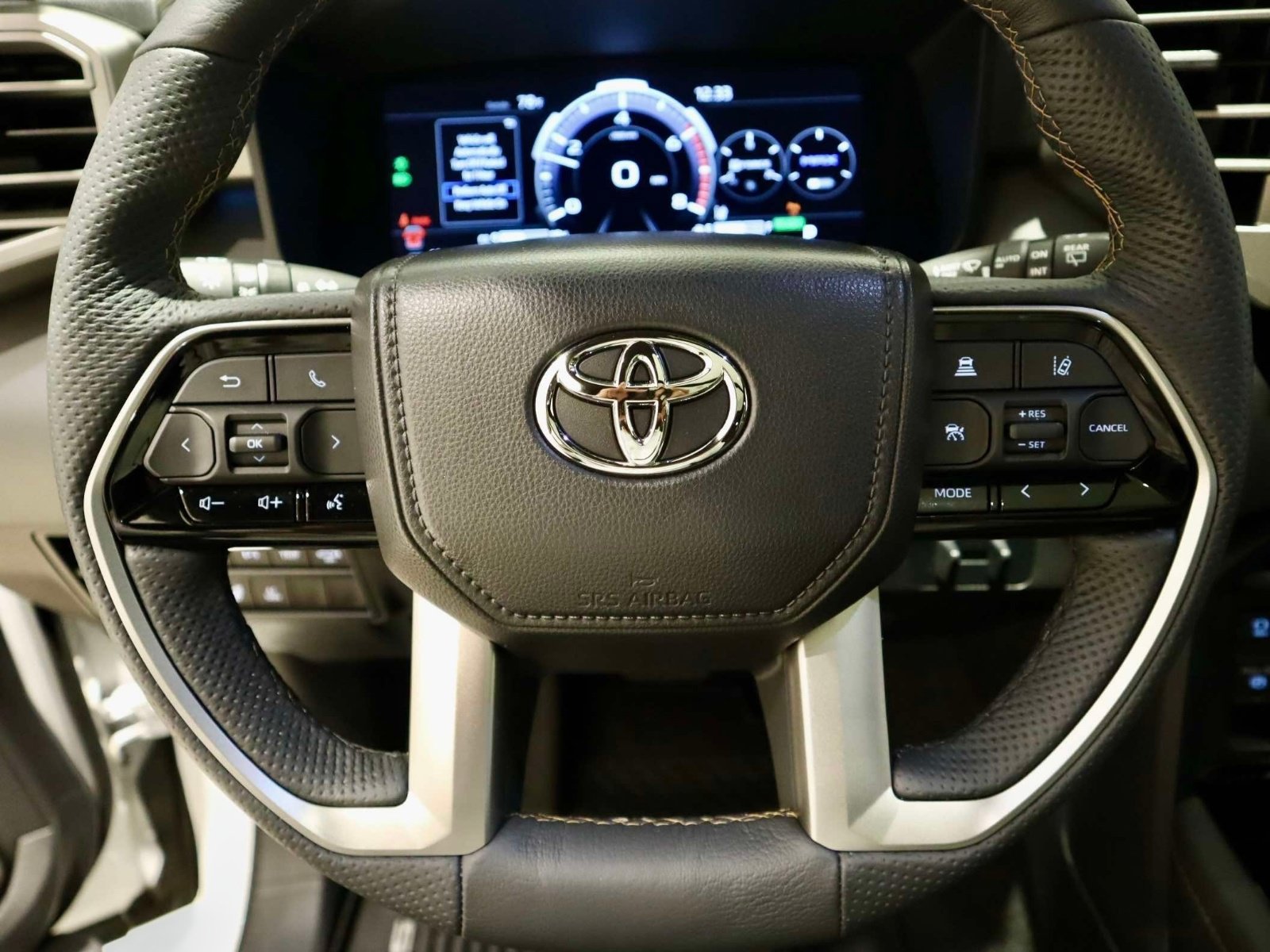 Used 2026 Toyota Sequoia Capstone AWD/4WD image 28