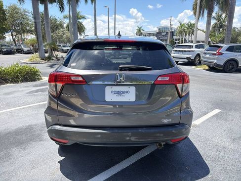 Used 2022 Honda HR-V EX-L image 7