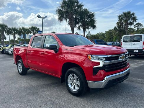 Used 2025 Chevrolet Silverado 1500 LT RWD image 8