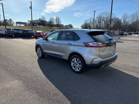 Used 2024 Ford Edge Titanium image 5