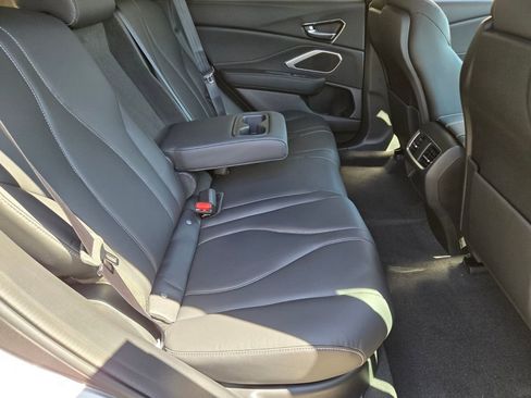 Certified 2025 Acura RDX SH-AWD image 18