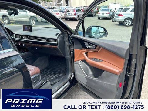Used 2017 Audi Q7 3.0T Premium Plus AWD/4WD image 18