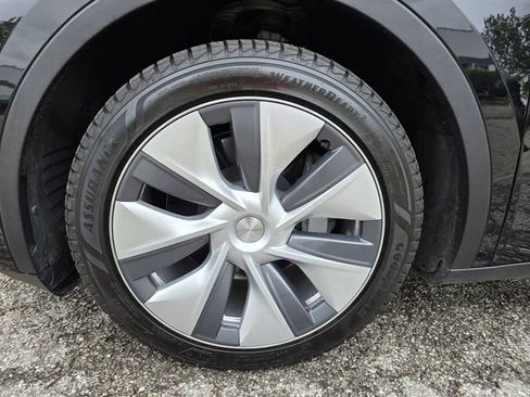 Used 2021 Tesla Model Y Long Range AWD/4WD image 58
