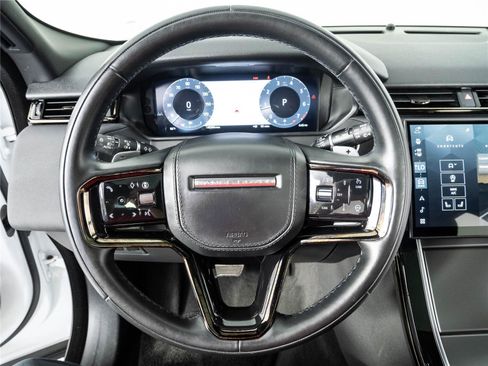 Used 2025 Land Rover Range Rover Velar Dynamic SE AWD/4WD image 9