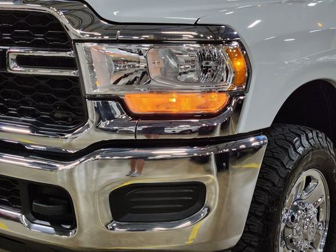Used 2022 RAM 2500 Tradesman AWD/4WD image 14