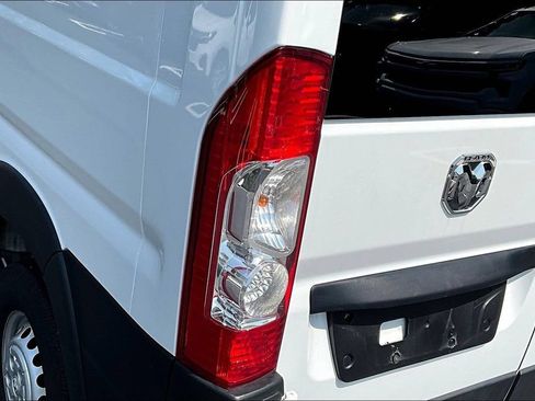 Used 2025 RAM ProMaster 2500 w/ U-Haul Equipment Group FWD image 19