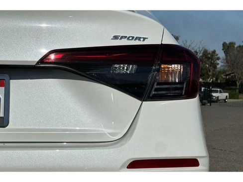 Used 2025 Honda Civic Sport image 49