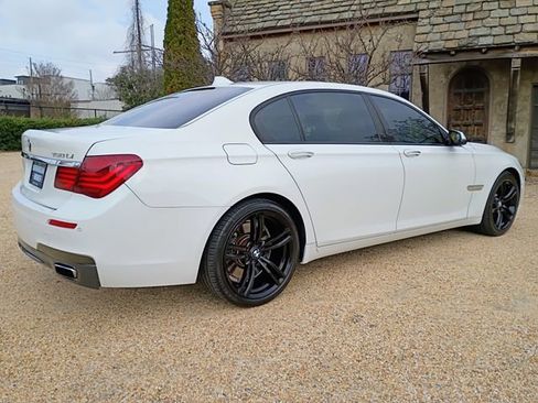Used 2014 BMW 750Li 750Li image 19