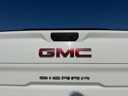 Used 2020 GMC Sierra 1500 SLT AWD/4WD image 16