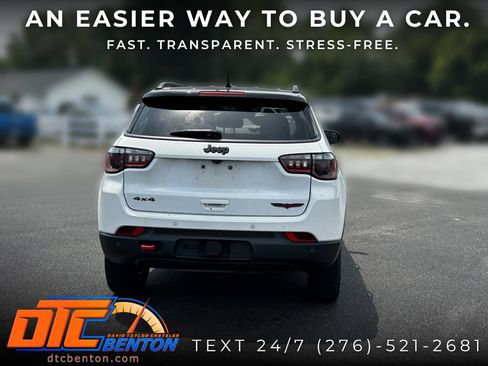 Used 2022 Jeep Compass Trailhawk w/ Trailer Tow Group AWD/4WD image 4