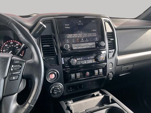 Used 2021 Nissan Titan PRO-4X w/ Pro-4x Convenience Package AWD/4WD image 7
