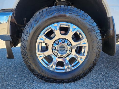 Used 2021 Ford F350 Lariat w/ Lariat Ultimate Package image 14