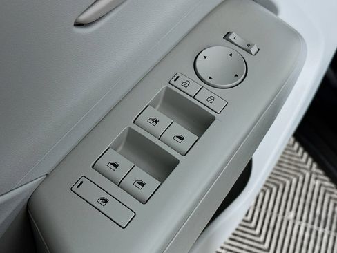 Certified 2024 Hyundai Kona SEL image 17