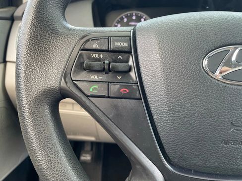 Used 2015 Hyundai Sonata SE w/ Option Group 02 image 13