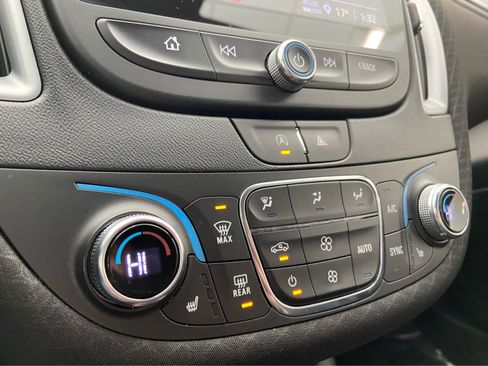 Used 2023 Chevrolet Malibu LT image 26