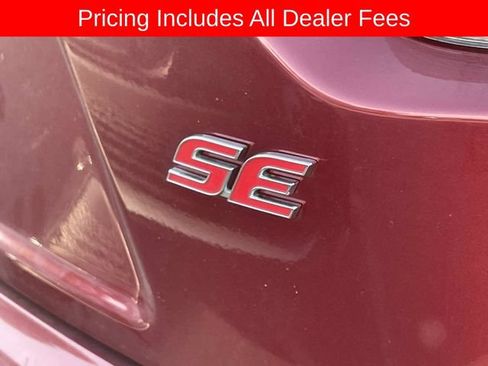 Used 2024 Toyota Corolla SE FWD image 8