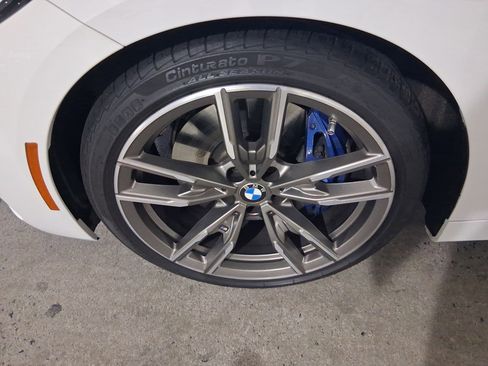 Used 2021 BMW M440i Convertible w/ Premium Package image 9